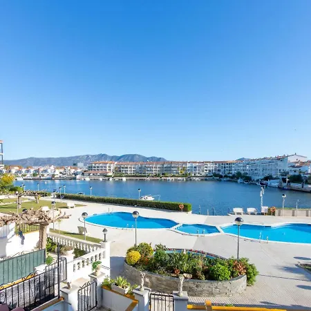 Apartment Sant Maurici-19 By Interhome